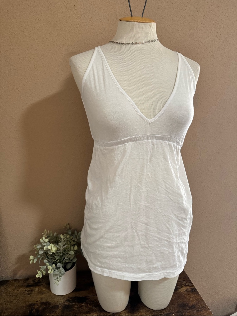 O'Neill White V-Neck Tank Top